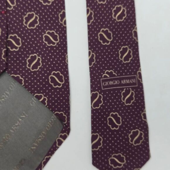 GIORGIO ARMANI CRAVATTE SILK TIE BURGUNDY TAN POLKA DOT PATTERN 3.75" X 58" - Picture 4 of 4
